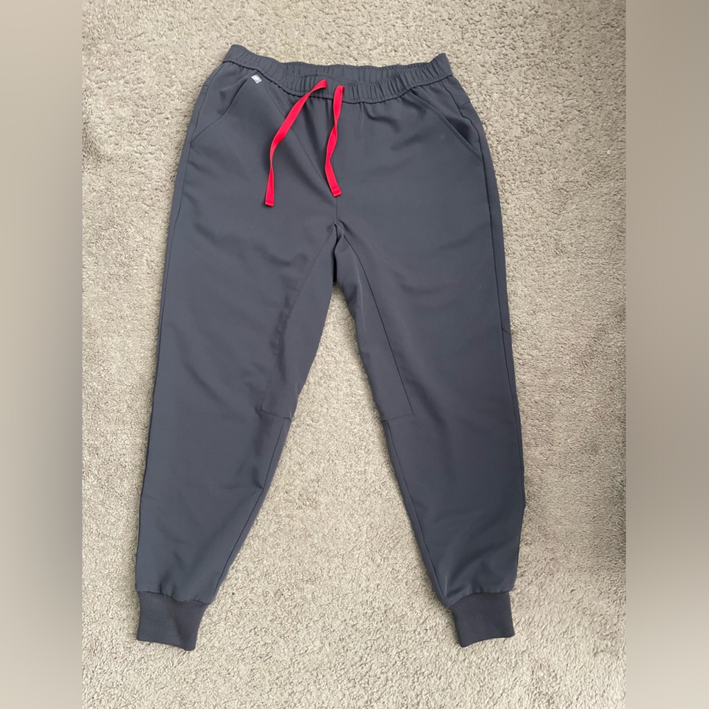 Men’s gray scrubs.
